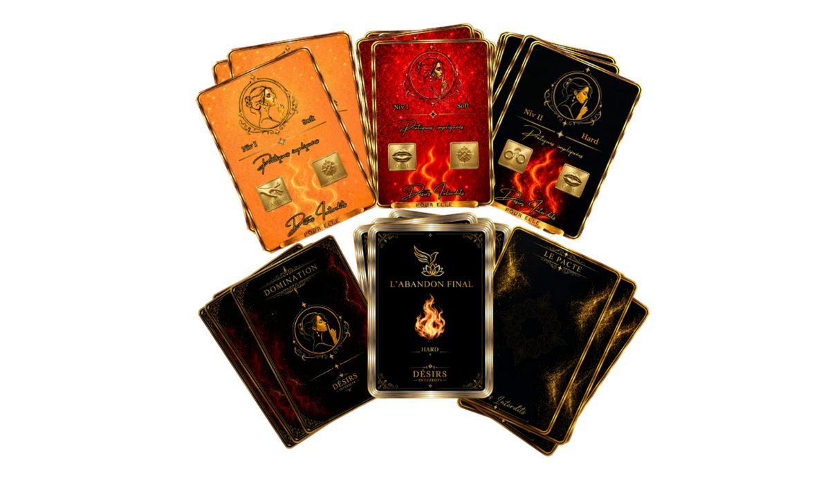 Éventail de cartes à jouer de la collection Désirs Interdits, présentant différents modèles aux designs noirs, dorés, rouges et oranges ornés de motifs élégants.